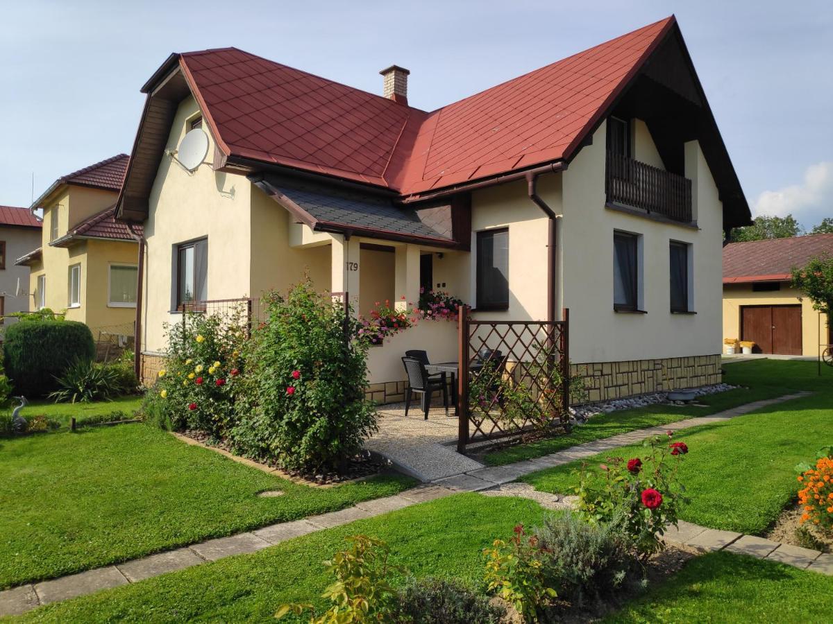 Holiday Home Liptovsky Peter Liptovský Hrádok المظهر الخارجي الصورة
