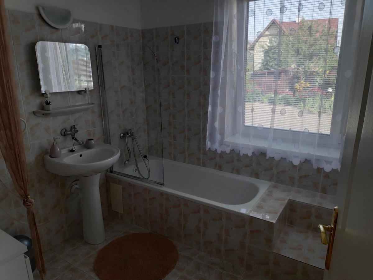 Holiday Home Liptovsky Peter Liptovský Hrádok المظهر الخارجي الصورة