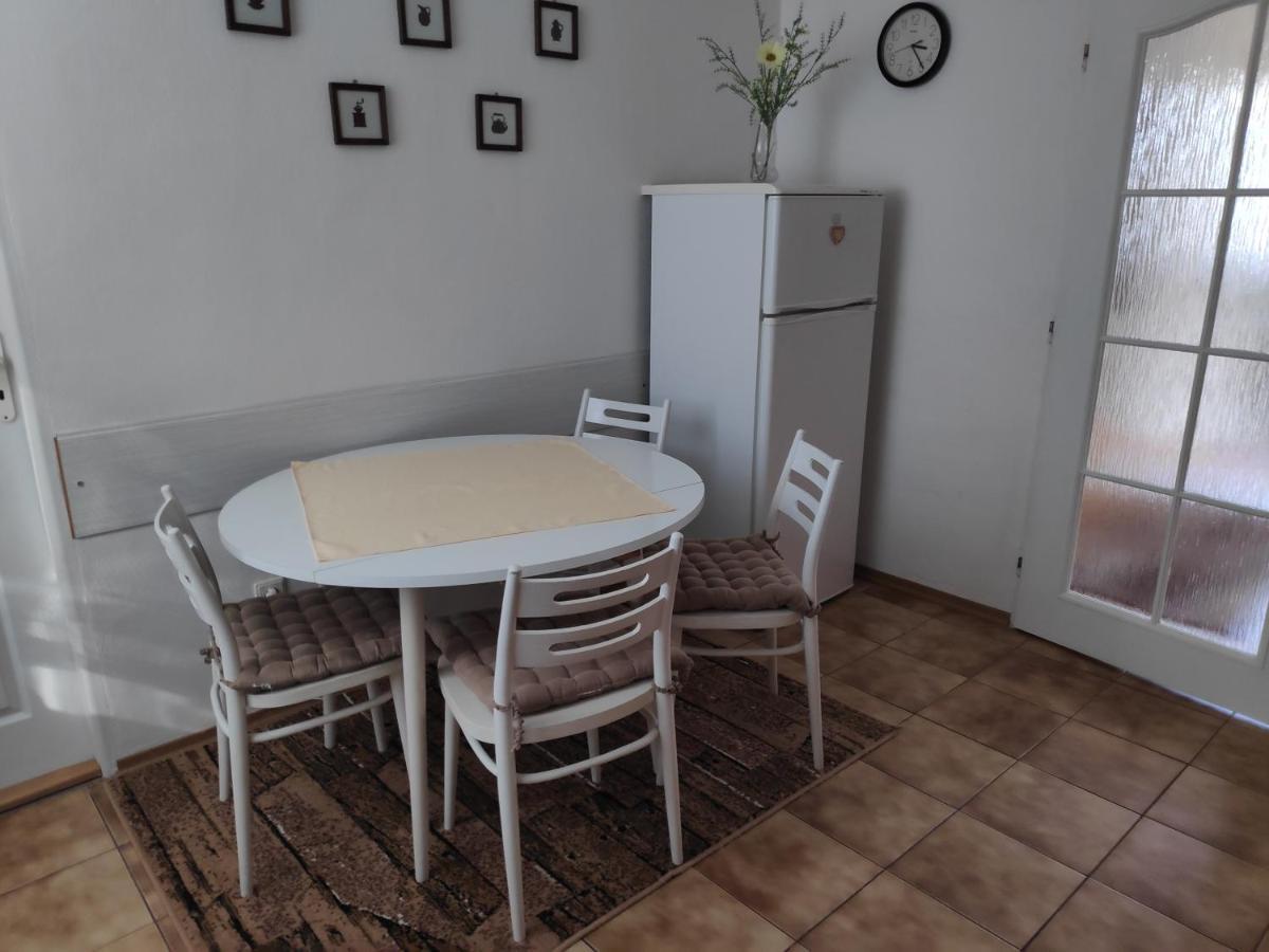 Holiday Home Liptovsky Peter Liptovský Hrádok المظهر الخارجي الصورة